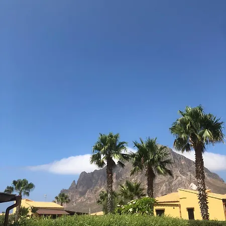 Casa Adragna * Кустоначи